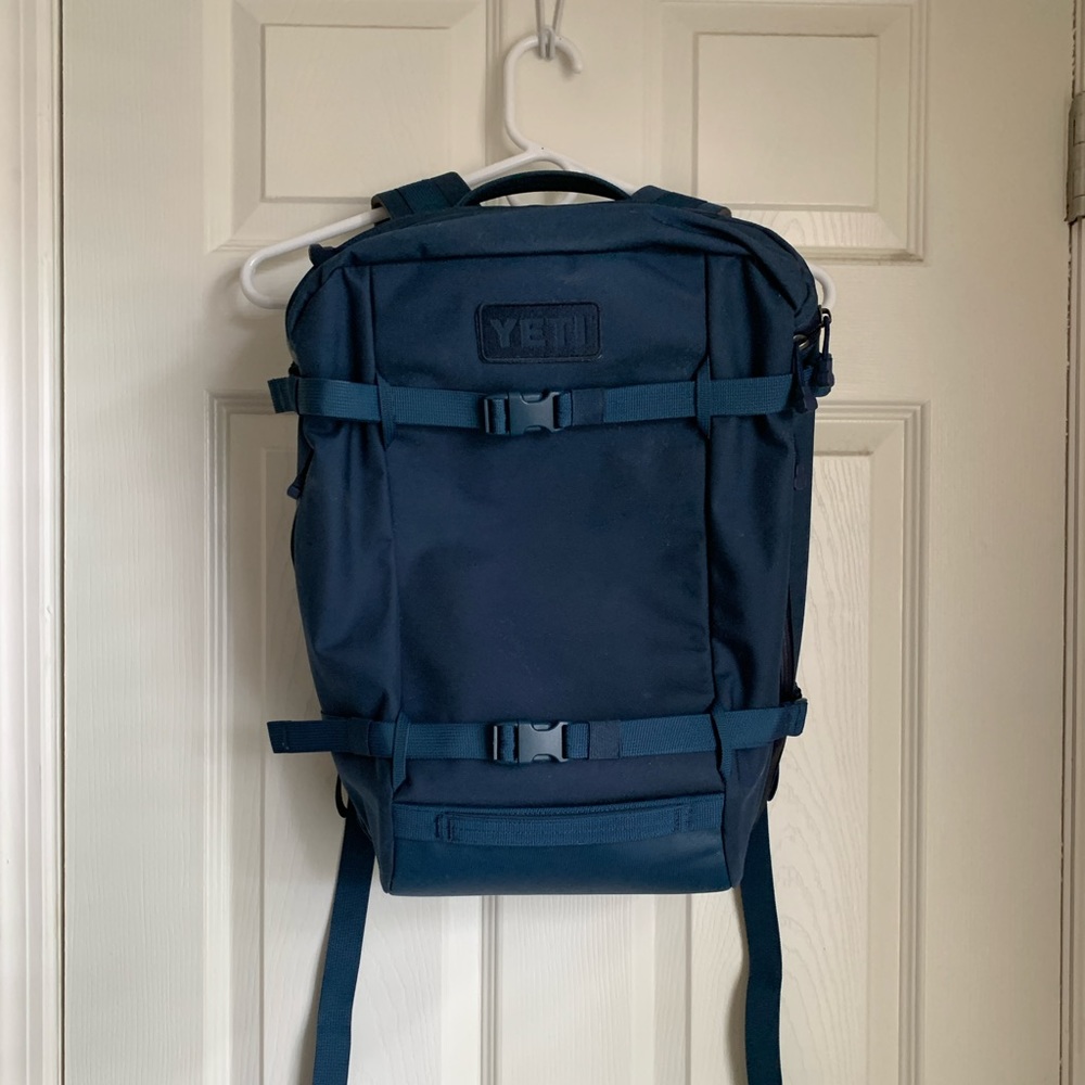*NEW* Yeti Backpack 22L crossroads